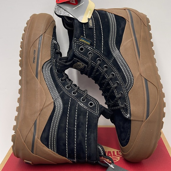 Vans Men’s Sk8-Hi Dip Mte-2
Black/Gum
VN0009QKB9M
Boots Cold Weather Sneakers - Picture 12 of 16
